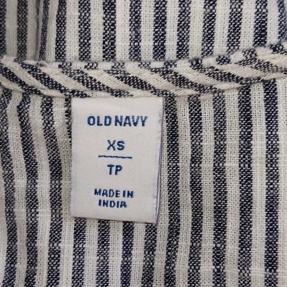 Old Navy blue striped wrap dress - Picture 5 of 6